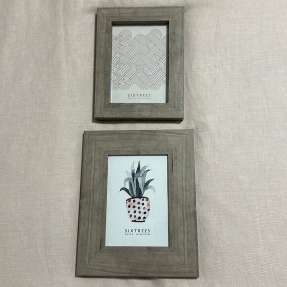 Sixtrees Gray Wood Look Picture Frame Set - New with Tags, 2 frames - Picture 1 of 4